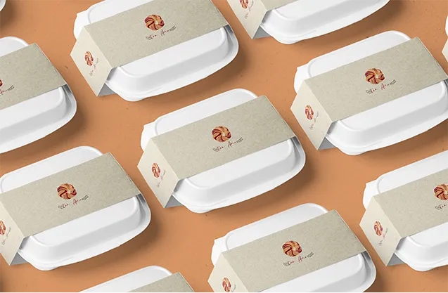 Packaging with Te Amo logo